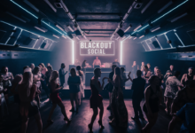 blackout social​